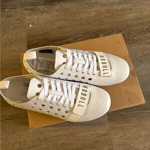 NOBULL Classic White Trainers